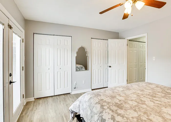 Updated Townhome: 3 Mi To Downtown! Ferienhaus Tallahassee