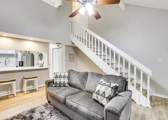 Updated Townhome: 3 Mi To Downtown! * Tallahassee