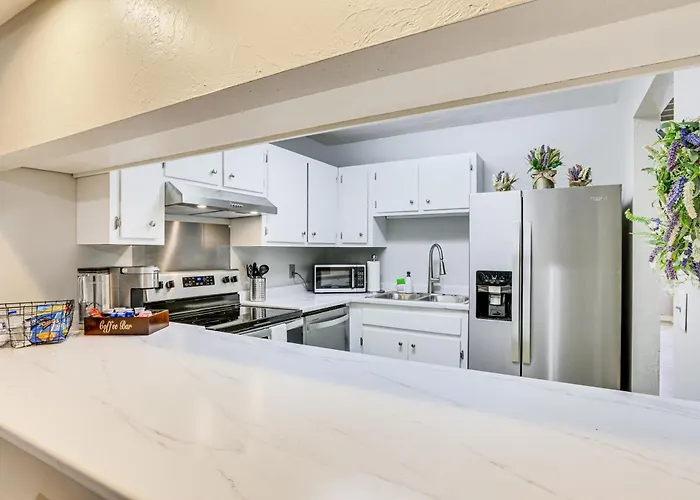 Updated Townhome: 3 Mi To Downtown! Ferienhaus Tallahassee